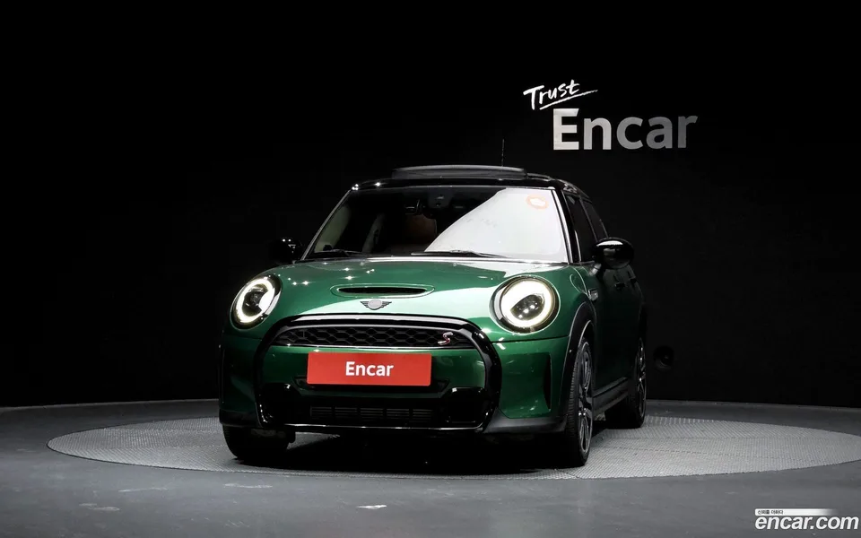MINI Cooper S 5 2023 — миниатюра 3