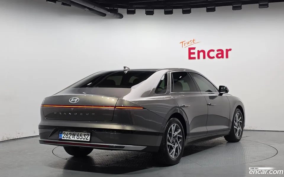 Hyundai Grandeur 2.5 2WD 2025 — миниатюра 2