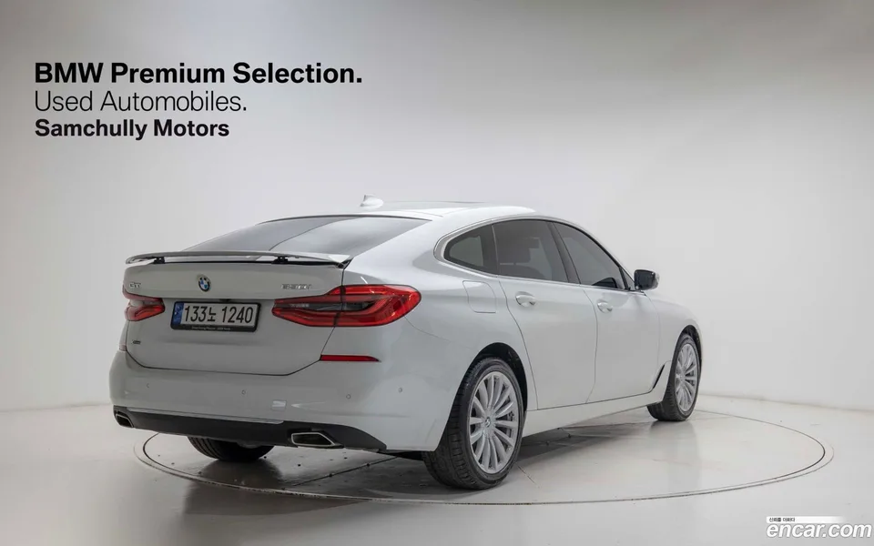 BMW 6 Series GT 630i xDrive 2022 — миниатюра 2
