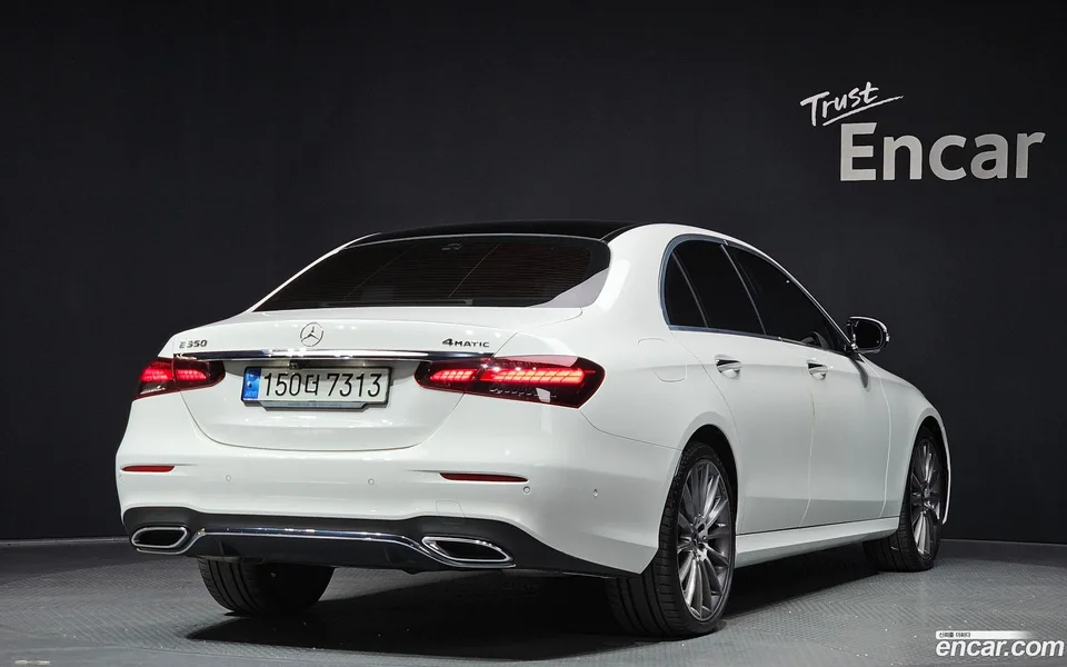 Mercedes-Benz E-Class E350 4MATIC AMG Line 2022 — миниатюра 2