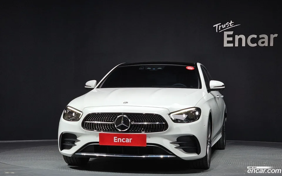 Mercedes-Benz E-Class E350 4MATIC AMG Line 2022 — миниатюра 3
