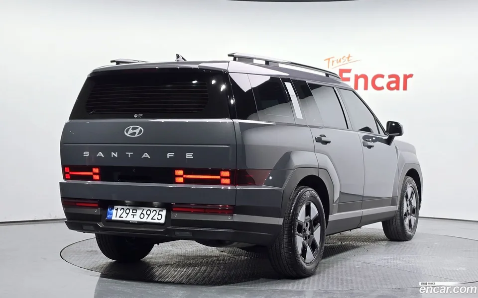 Hyundai Santa Fe HEV 1.6 2WD 2025 — миниатюра 2