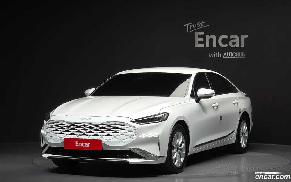 Kia K8 2.5 2WD 2023 — фото 1, купить с доставкой в Москву