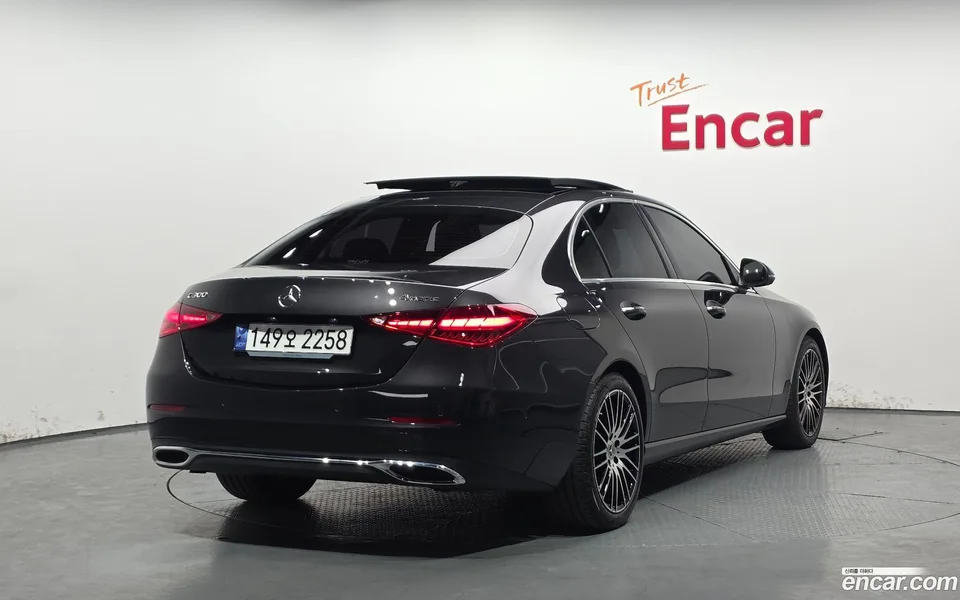 Mercedes-Benz C-Class C300 4MATIC 2024 — миниатюра 2