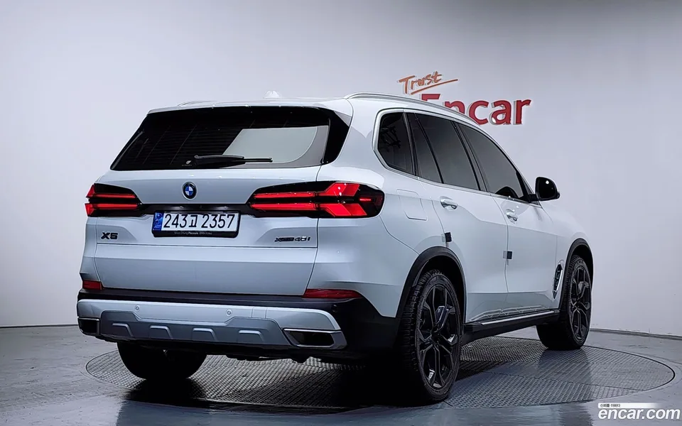BMW X5 xDrive 40i xLine 2024 — миниатюра 2