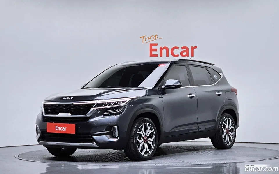 Kia Seltos 1.6 2WD 2022 — фото 1, купить с доставкой в Москву