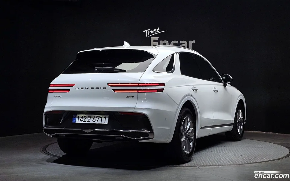 Genesis GV70 2.5T AWD 2025 — миниатюра 2