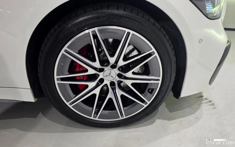 Mercedes-Benz AMG GT 4 43 4MATIC+ 2024 — миниатюра 5