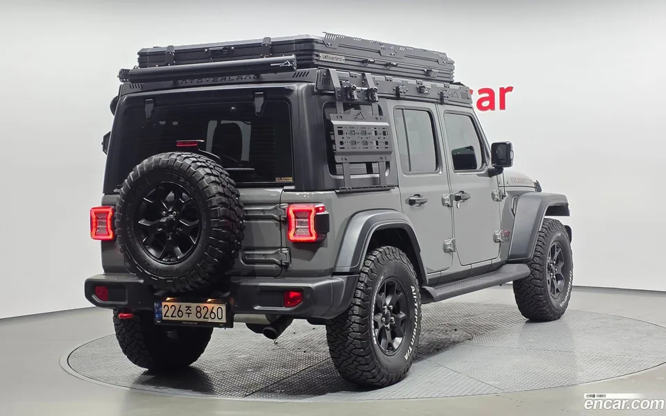 Jeep Wrangler 2.0 4 2022 — миниатюра 2