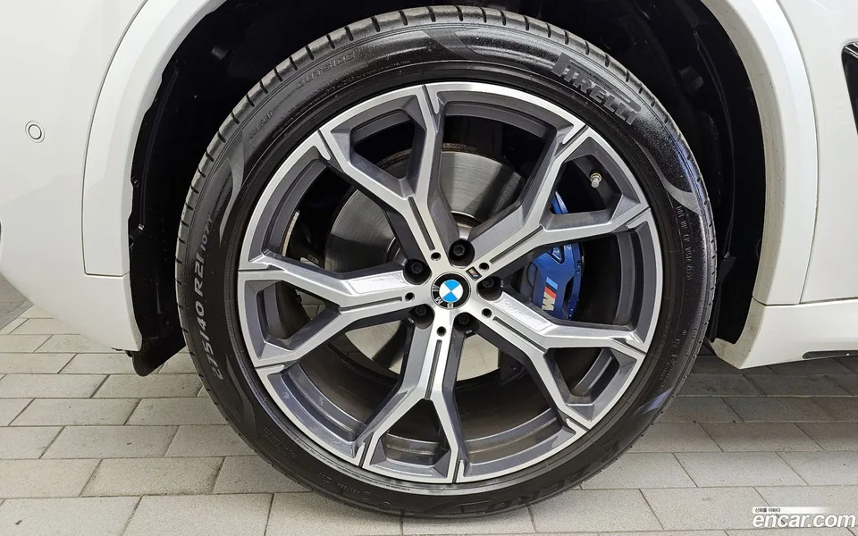 BMW X5 xDrive 40i M 2024 — миниатюра 5