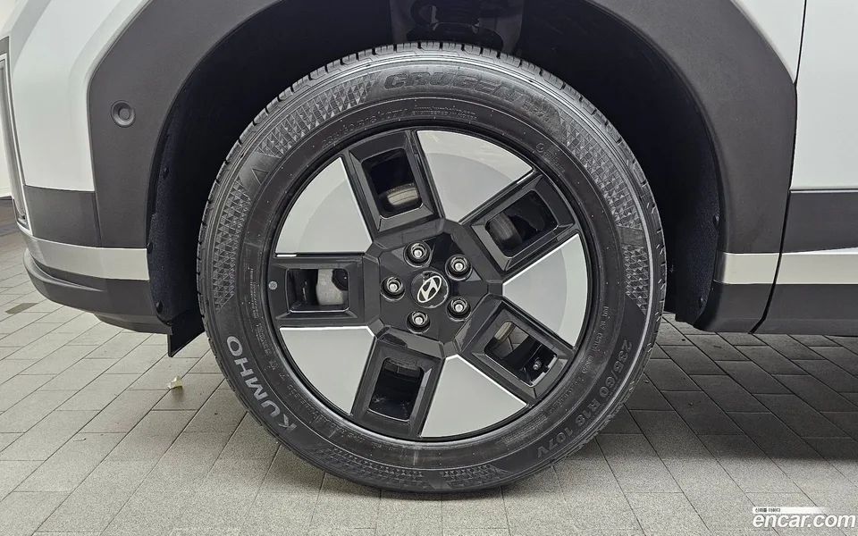 Hyundai Santa Fe HEV 1.6 2WD 2025 — миниатюра 5