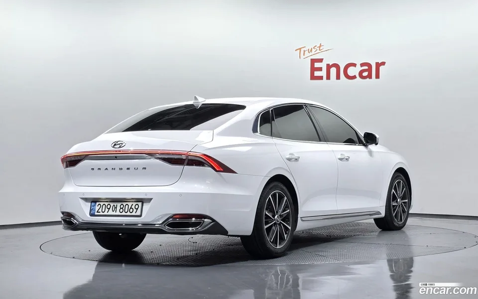Hyundai Grandeur IG 2.5 2022 — миниатюра 2