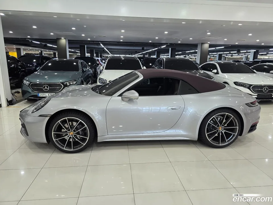 Porsche 911 (992) 4 2024 — миниатюра 2