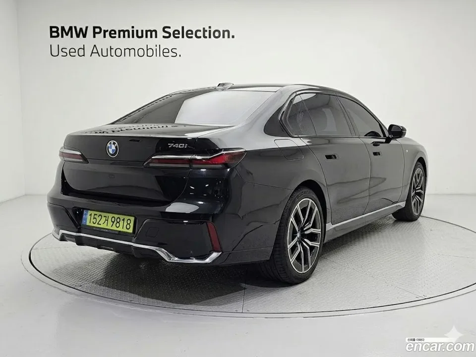 BMW 7 Series 740i xDrive M 2024 — миниатюра 2