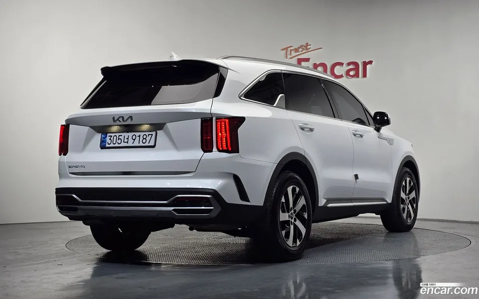 Kia Sorento 2.2 2WD 2022 — миниатюра 2