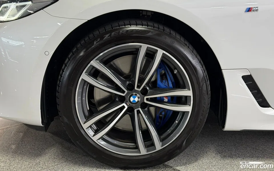 BMW 6 Series GT 620d M 2024 — миниатюра 5