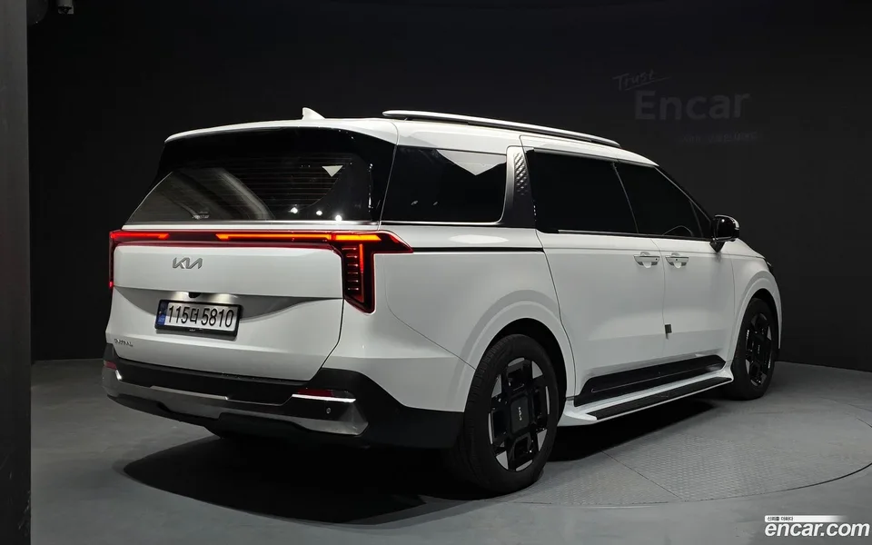 Kia Carnival 7 2025 — миниатюра 2