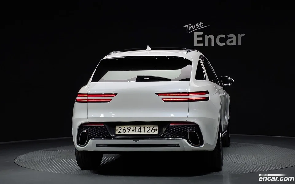 Genesis GV70 2.5T 2WD 2022 — миниатюра 4
