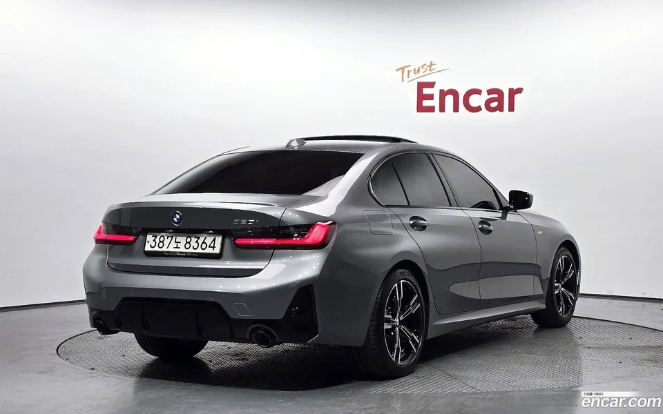 BMW 3 Series 320i M 2024 — миниатюра 2