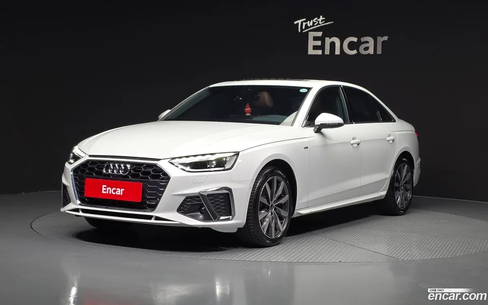 Audi A4 40 TFSI 2023 — фото 1, купить с доставкой в Москву