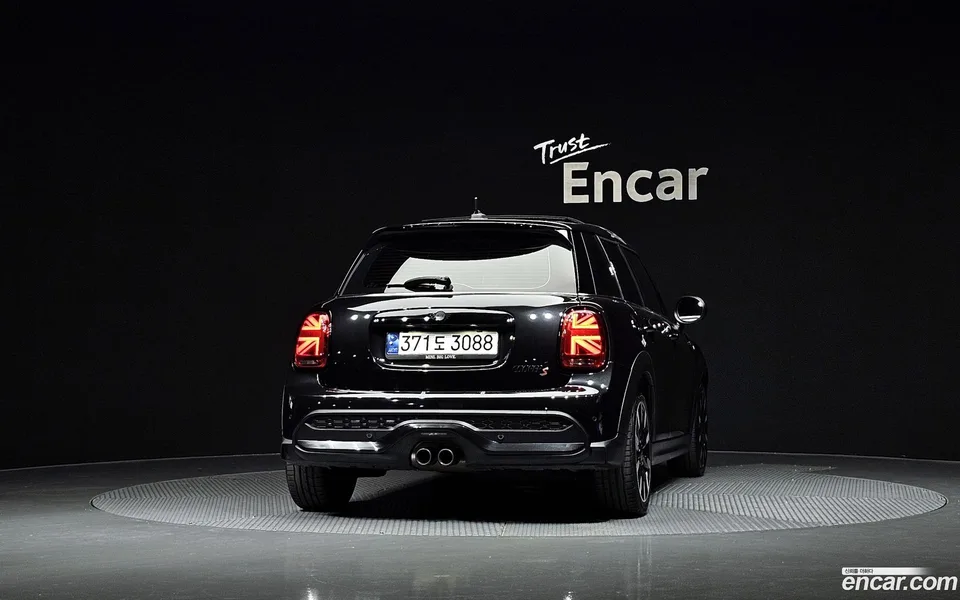 MINI Cooper S 5 2023 — миниатюра 4