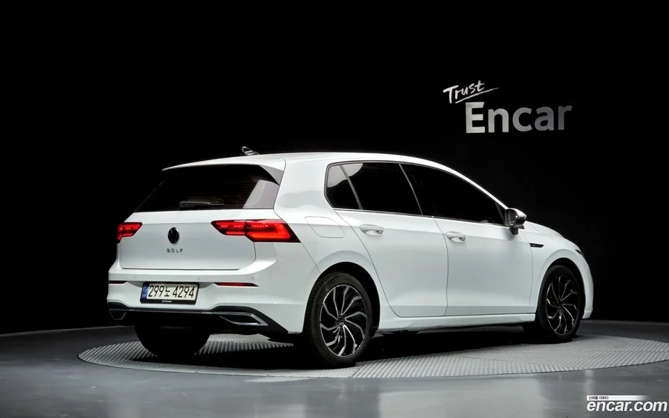 Volkswagen Golf 2.0 TDI 2022 — миниатюра 2