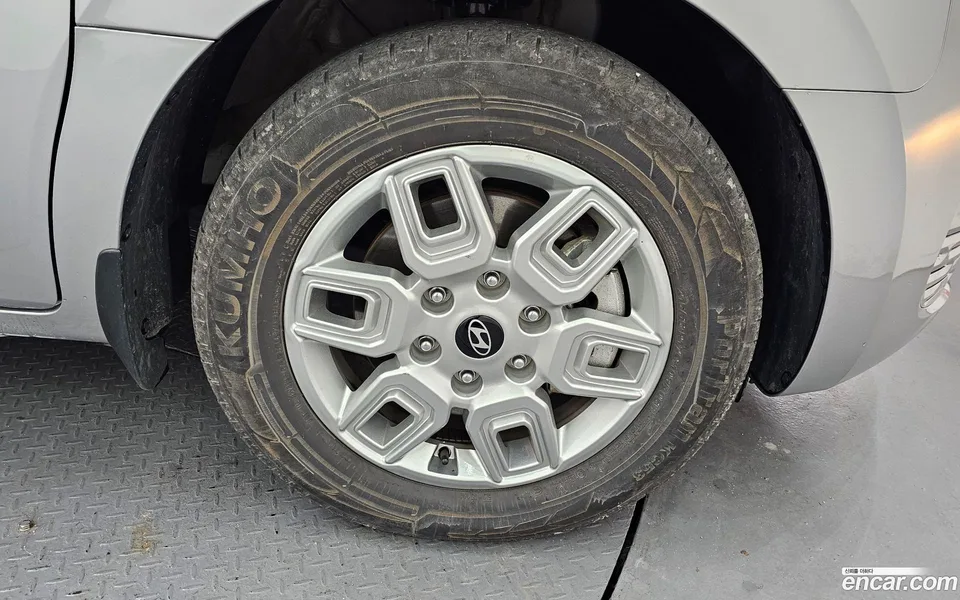 Hyundai Staria HEV 1.6 3 2024 — миниатюра 5