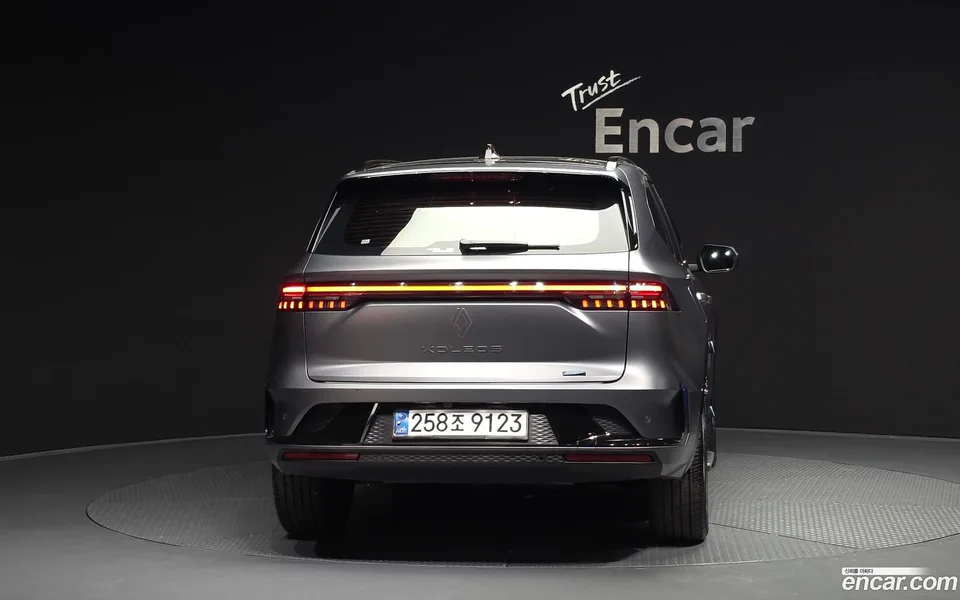 Renault Samsung Grand Koleos 1.5 E-TECH 2WD 2024 — миниатюра 4