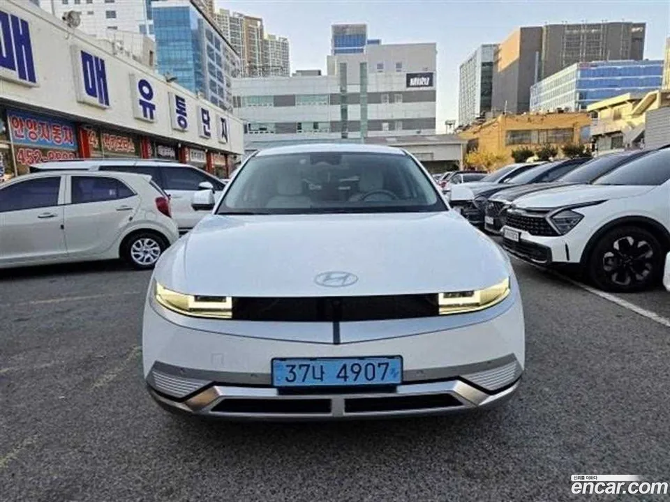 Hyundai Ioniq 5 2023 — миниатюра 2