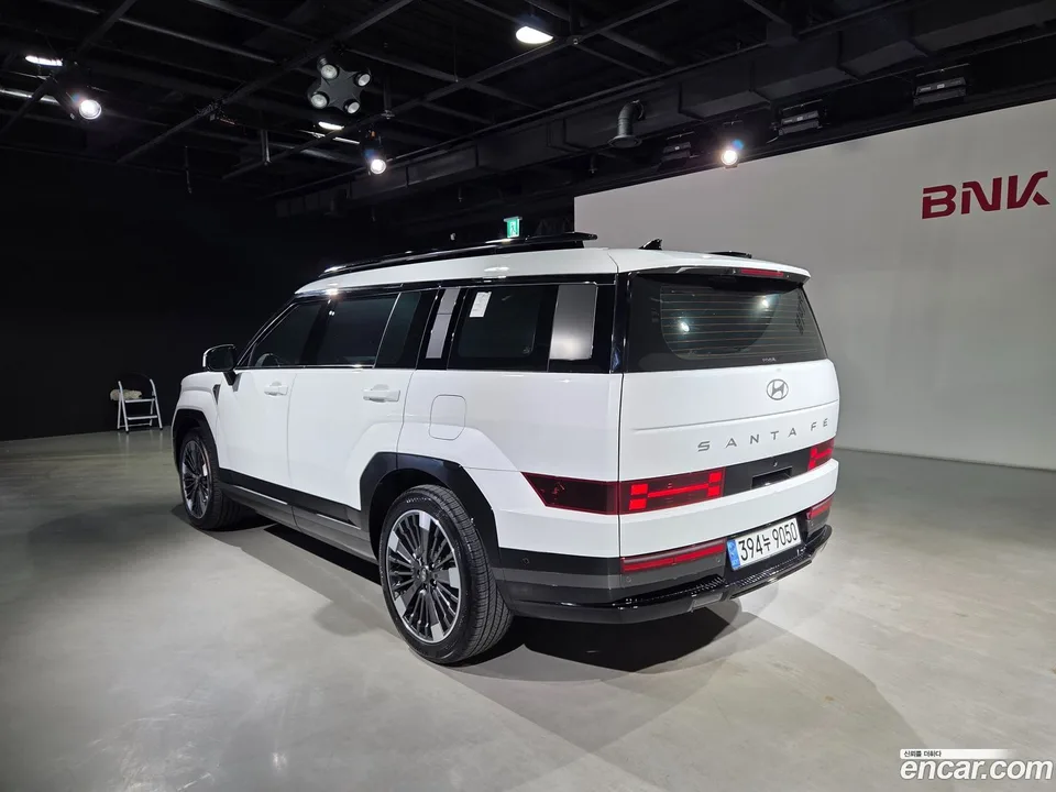 Hyundai SantaFe HEV 1.6 4WD 2023 — миниатюра 4