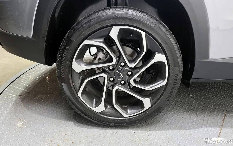 Chevrolet Trax Crossover 1.2 RS 2023 — миниатюра 5