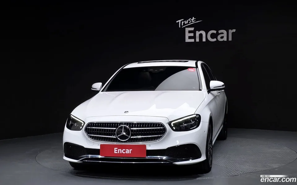 Mercedes-Benz E-Class E250 2022 — миниатюра 3