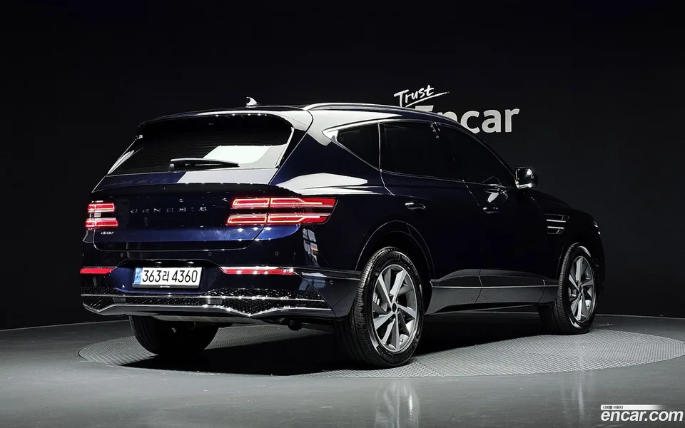 Genesis GV80 2.5T 2WD 2024 — миниатюра 2