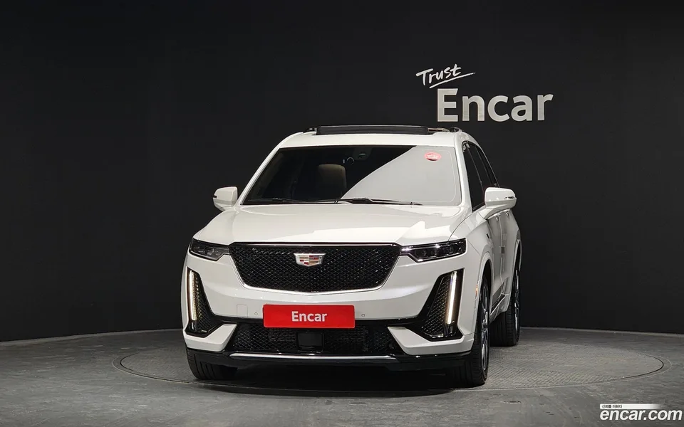 Cadillac XT6 3.6 2023 — миниатюра 3