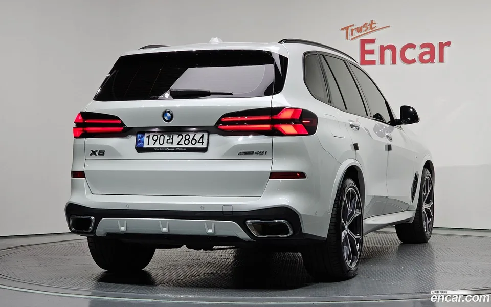BMW X5 xDrive 40i M 2024 — миниатюра 2