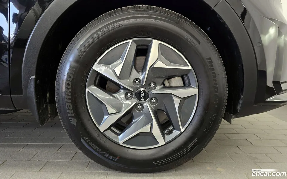 Kia Sorento HEV 1.6 2WD 2022 — миниатюра 5