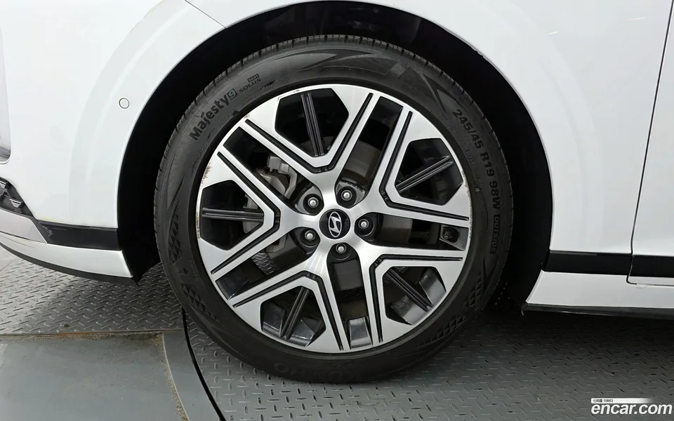 Hyundai Grandeur 2.5 2WD 2023 — миниатюра 5