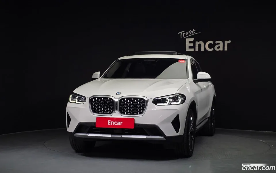 BMW X4 xDrive20i xLine 2025 — миниатюра 3