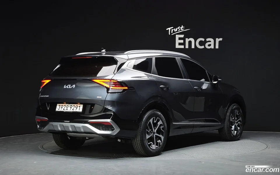 Kia Sportage Hybrid 2WD 2023 — миниатюра 2