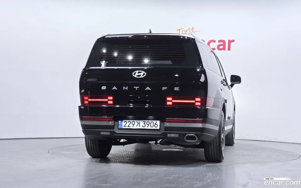 Hyundai SantaFe 2.5T 2WD 2024 — миниатюра 4