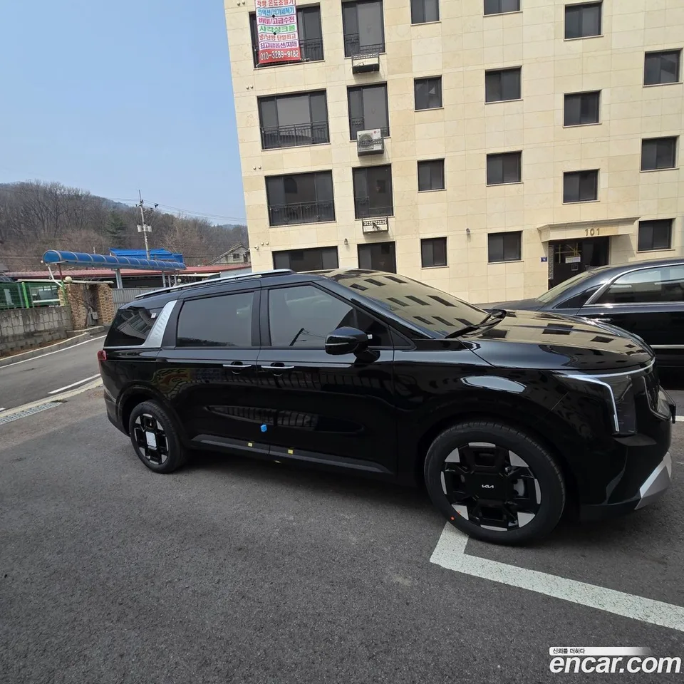 Kia Carnival HEV 9 2026 — миниатюра 3