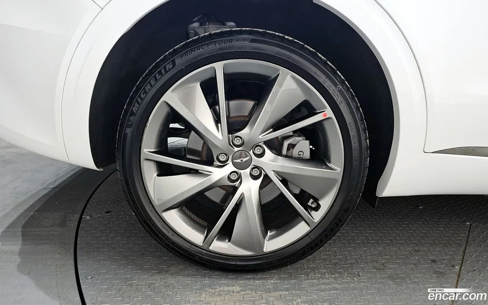 Genesis GV70 2.5T 2WD 2023 — миниатюра 5