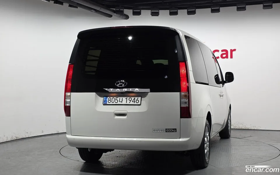 Hyundai Staria 5 2024 — миниатюра 4