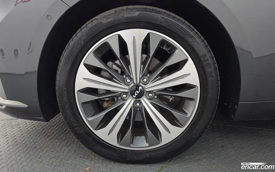 Kia K8 Hybrid 2022 — миниатюра 5