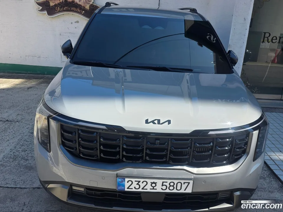 Kia Carnival HEV 9 X Line 2025 — миниатюра 2