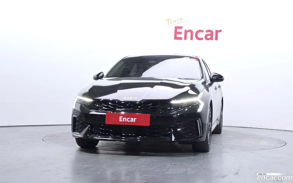 Kia K5 Hybrid 2025 — миниатюра 3