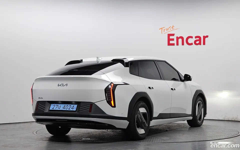 Kia EV4 2WD 2026 — миниатюра 2