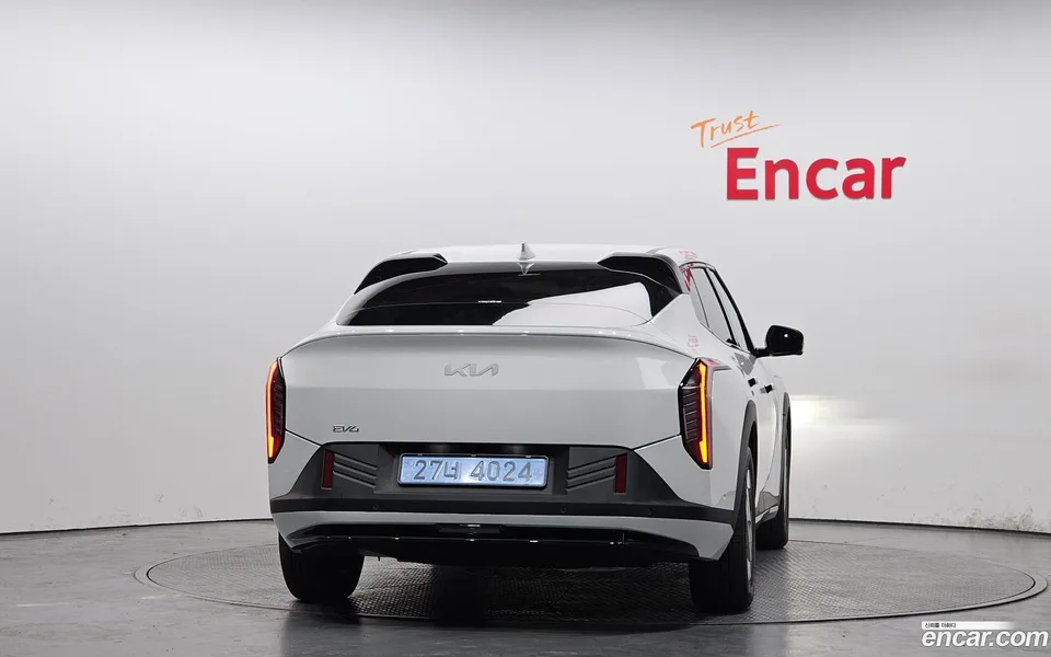 Kia EV4 2WD 2026 — миниатюра 4