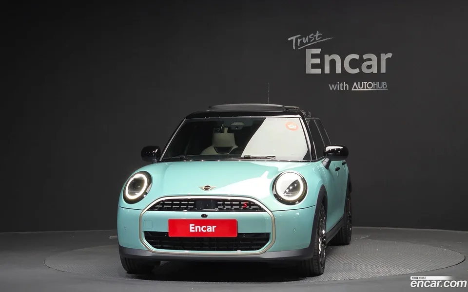 MINI Cooper S 5 2025 — миниатюра 3