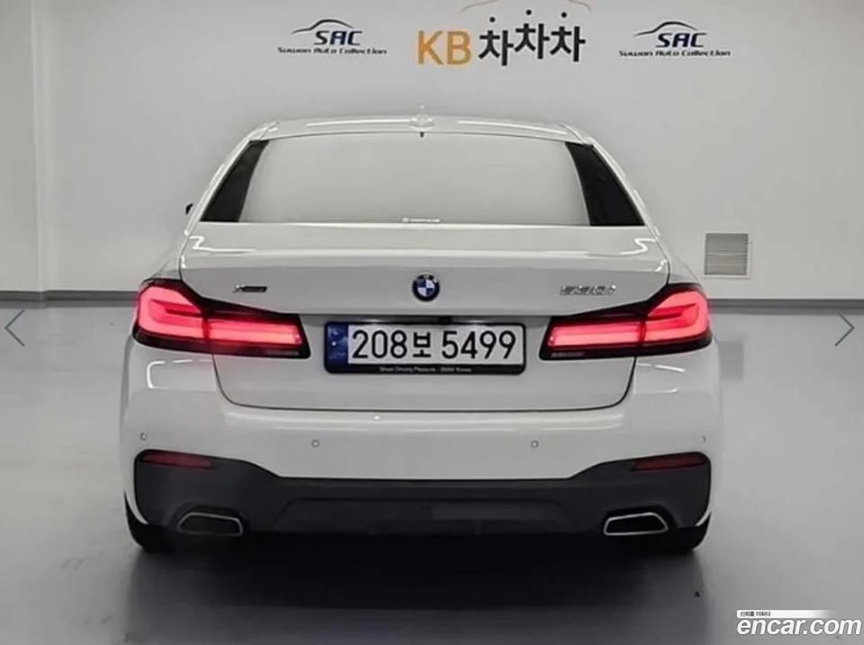 BMW 5 Series 530i xDrive M 2022 — миниатюра 3